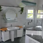 Zur Linde Hotel 3*