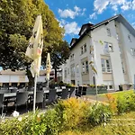 Hotel Zur Linde 3*