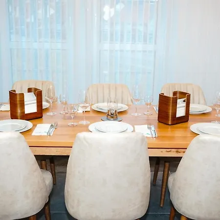 Wolf Zur Linde Kuenzell