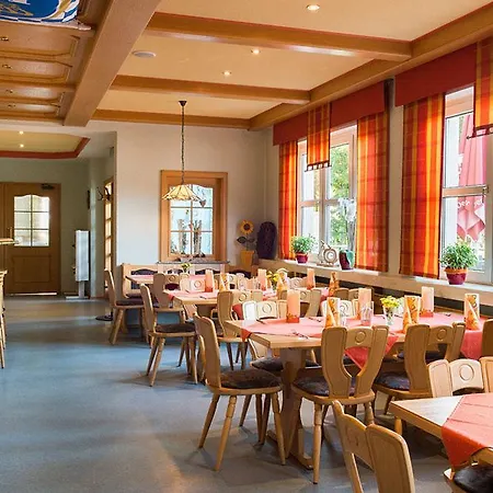 Wolf Zur Linde Hotel Kuenzell