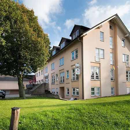 Wolf Zur Linde Hotel 3*