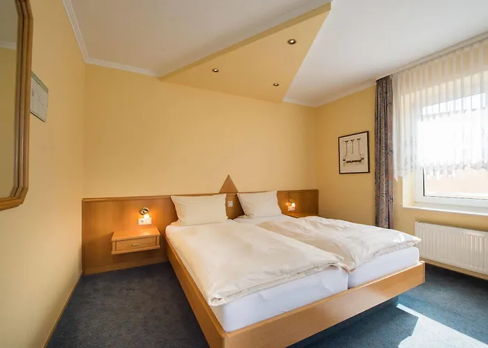 Zur Linde Hotel Kuenzell